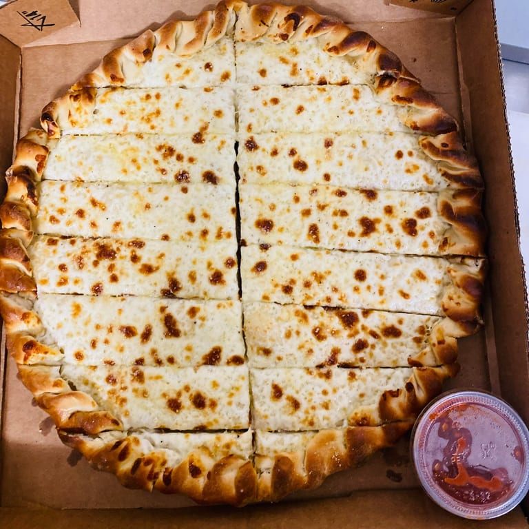 Welcome to Daiquiris & Deaux Pizza!